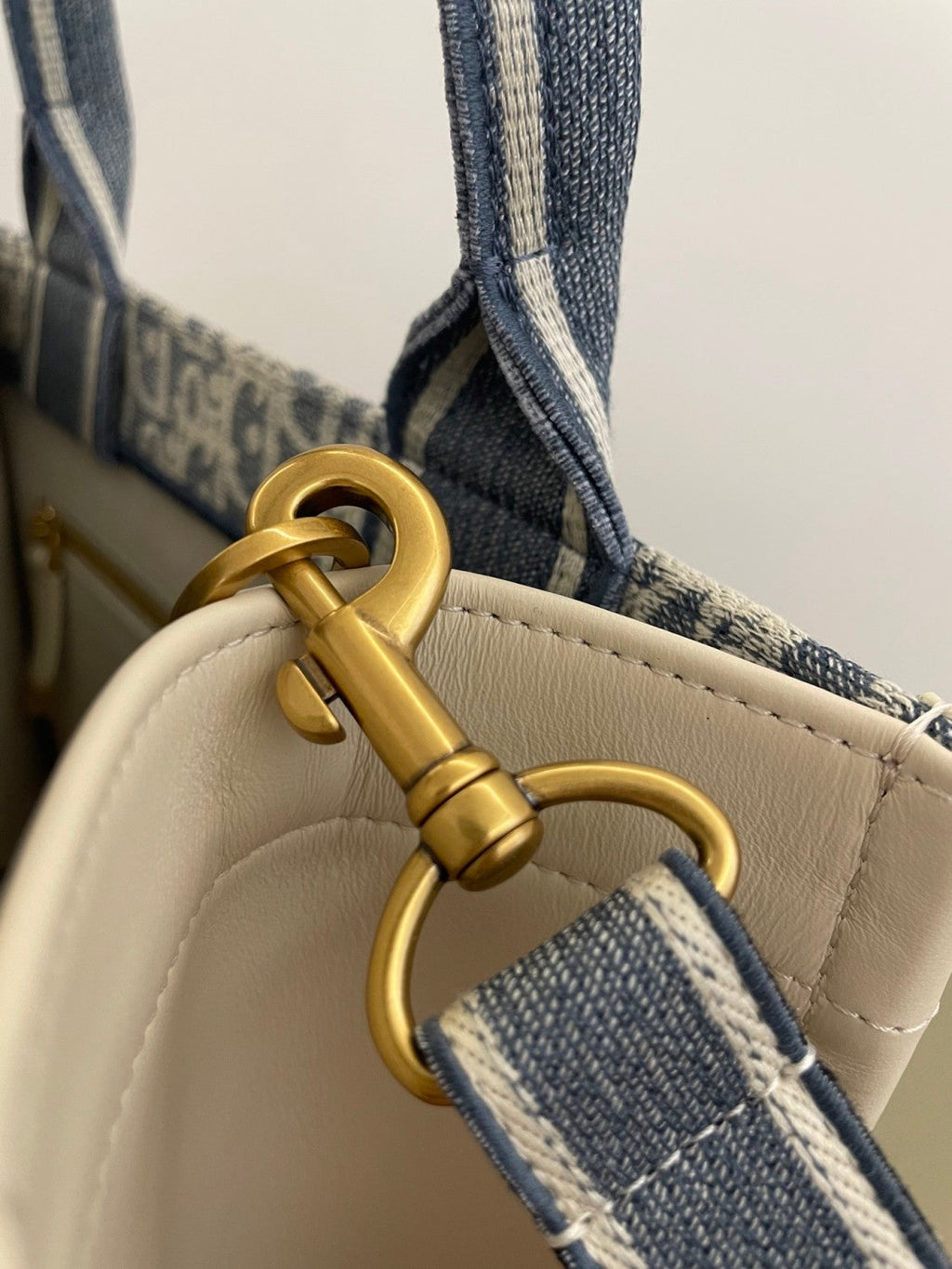 Dior Book Tote Women's Removable Shoulder Strap Classic Letter Embroidery Cotton Tote Bag Shopping Handbag Shoulder Bags #76876