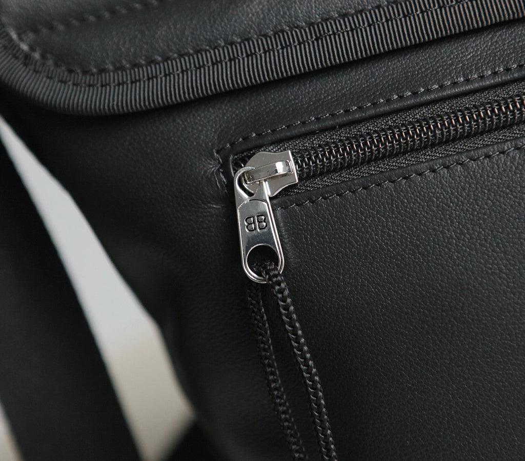 Balenciaga Men's Letter Print Black Calfskin Single Shoulder Crossbody Bag Bags #77712