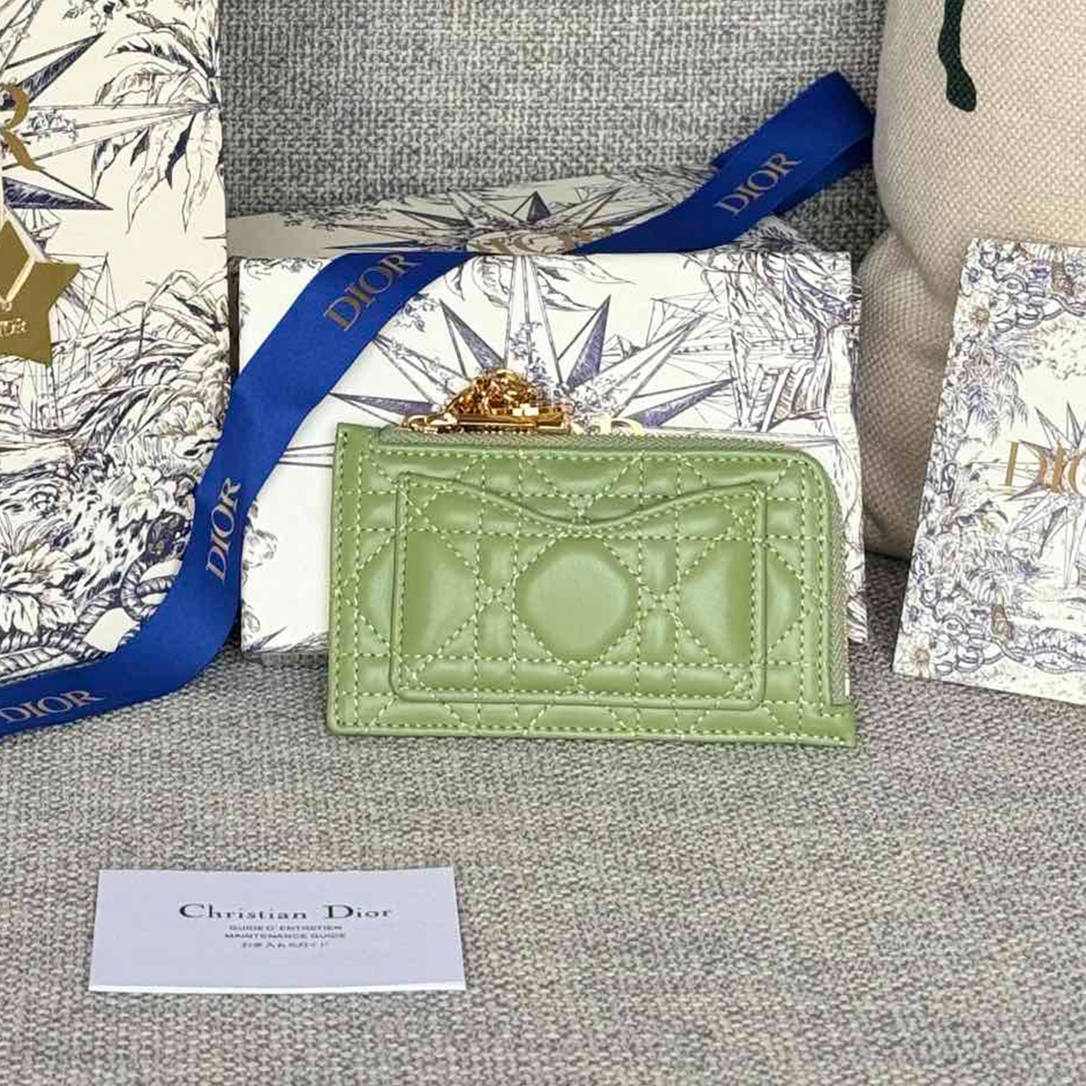 Dior Lady Dior Cosmos Zipped Card Holder Women's Fashion Temperament Logo Solid Colour Metal Decoration Card Case Card Holder Bag Bags S0965ONMJ  #81143