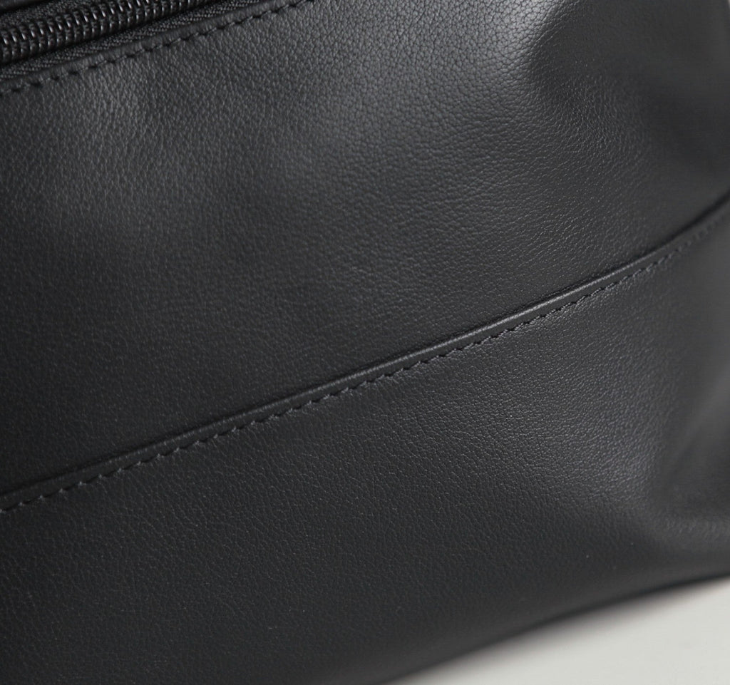 Balenciaga Men's Letter Print Black Calfskin Single Shoulder Crossbody Bag Bags #77712