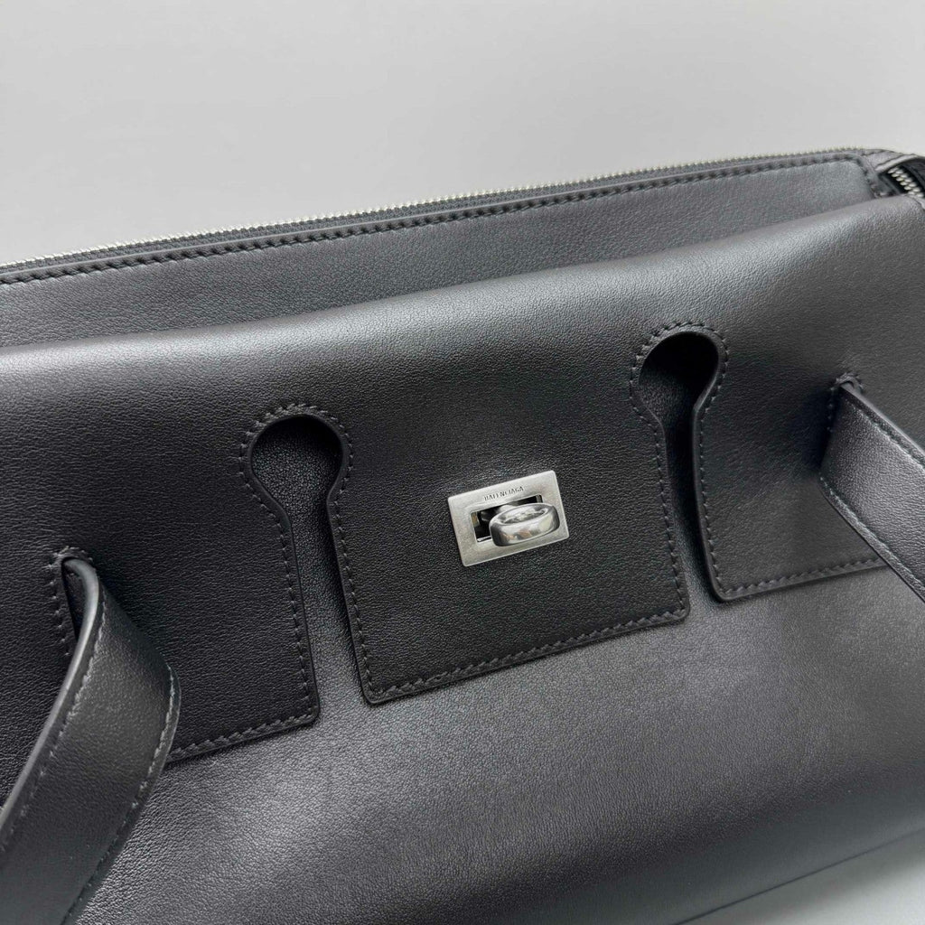 Balenciaga Bel Air Men's Solid Color Distressed Silver Metal Accessory Cowhide Messenger Bag Shoulder Bags #77339