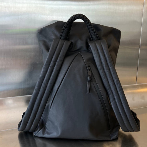 Bottega Veneta Men's And Women's Solid Color Calfskin Shoulder Bag Backpacks Bags #75525