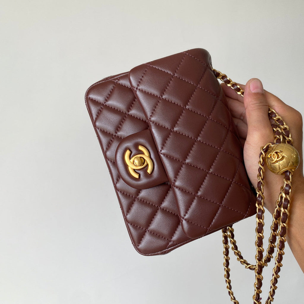 Chanel Women's Adjustable Shoulder Strap Diamond Pattern Gold Buckle Chain Gold Ball Solid Color Leather Crossbody Shoulder Bag Bags #76352